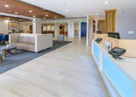 Holiday Inn Express SOUTHINGTON by IHG 2