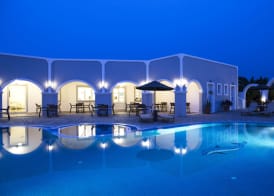Maistros Village Hotel 3
