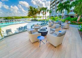 DoubleTree by Hilton Tampa Rocky Point Waterfront 4