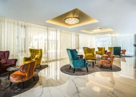 Hotel Golden Lake Resort 2