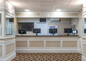 The Grand Burstin Hotel 2