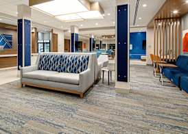 Holiday Inn Express & Suites PALM DESERT - MILLENNIUM by IHG 3