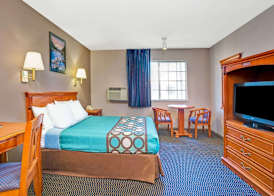Super 8 by Wyndham Upland Ontario CA 3