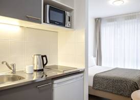 Séjours & Affaires Paris Bagnolet 3