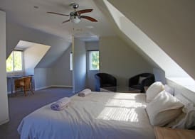 Modern Cottage In Upper Constantia 2
