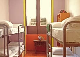 Patio Hostel 2
