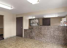 Super 8 by Wyndham Casa Grande 2