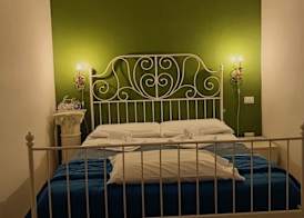 Madam Treviso 5
