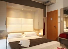 Hotel Columbia & Ninfea 4