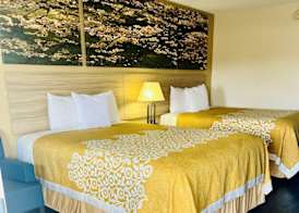 Days Inn by Wyndham Fort Wayne 5