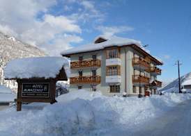 Hotel Almazzago 2