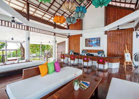 Anona Sunset Boutique 2
