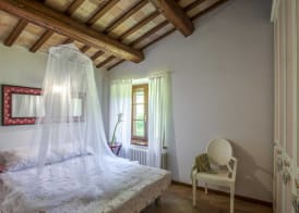 Marche Villa Close Culture 5