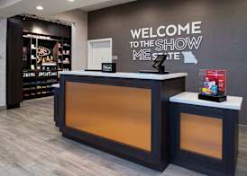 Hampton Inn Kansas City Northeast 5