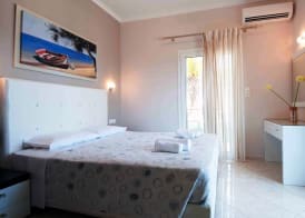 Brentanos Apartments - A - View of Paradise 3