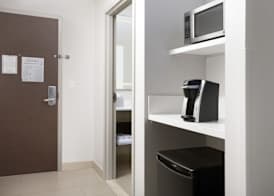 Holiday Inn Express JACKSONVILLE BEACH by IHG 3