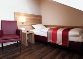 Adolphs Hotel 4