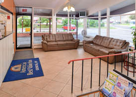 Americas Best Value Inn Geneva 3