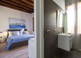 Sea to Sky Apartments by Wonderful Italy 4