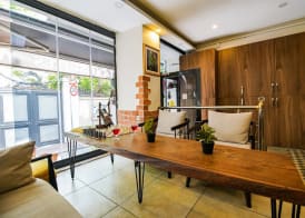 MITANI SUITES 4