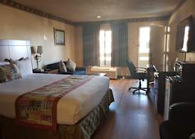 Travelodge by Wyndham Costa Mesa Newport Beach Hacienda 5