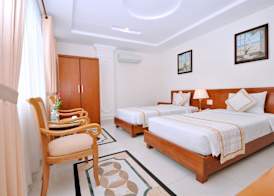 Tan Hoang Long Hotel 3