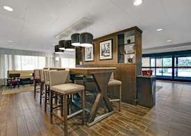Hampton Inn Salisbury 3