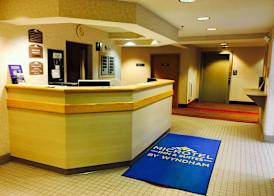 Microtel Inn & Suites by Wyndham Syracuse Baldwinsville 2