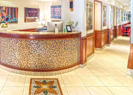 Chelsea Pines Inn 3