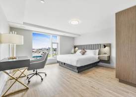 Skye Hotel & Residences, BW Signature Collection 5