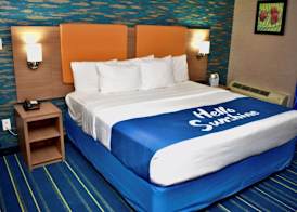 Days Inn by Wyndham Wayne 5