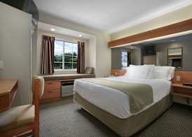 Microtel Inn & Suites by Wyndham Uncasville Casino Area 3