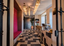Suites Murillo Plaza Sta. Cruz 2