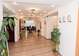 Plus Hotel 5