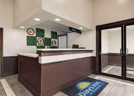 Days Inn by Wyndham Hillsboro 2