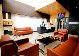 Pinnacle by Click Hotels, Lucknow 2