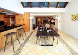 Chelsea Pines Inn 4