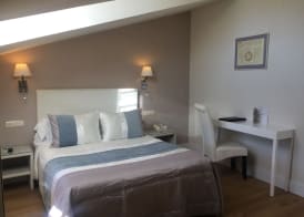 Hotel Leonor de Aquitania 3