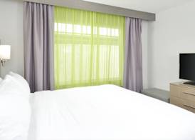 Holiday Inn Express & Suites SHIPPENSBURG by IHG 5