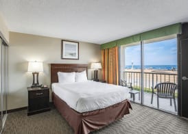Beach Quarters Resort 5