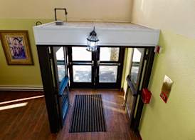 Americas Best Value Inn & Suites Anchorage Airport 2