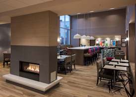 Hampton Inn & Suites Seattle/Redmond WA 4