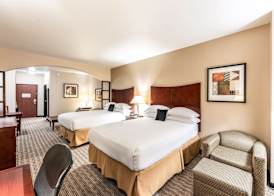 Red Lion Inn & Suites Mineral Wells 4