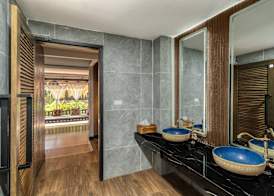 Tuana Hotels The Phulin Resort 2