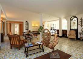 Hotel Torre Dei Borboni 4