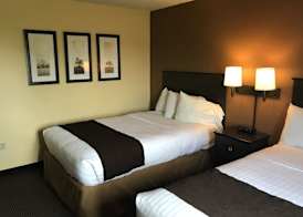 AmericInn by Wyndham West Bend 5