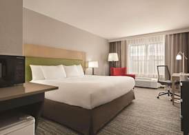 Country Inn & Suites by Radisson, Dubuque, IA 5