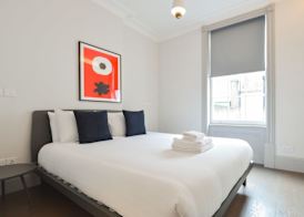 Soho Deluxe 1 Bedroom Apartment 2