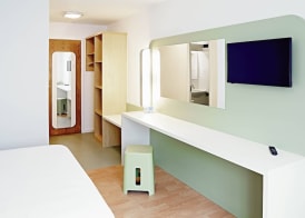 Warrington Motel, J20 M6 Lymm Services 4