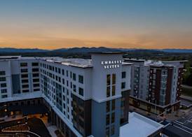 Embassy Suites By Hilton Asheville Downtown 3